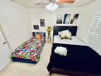 Spacious 7-bedroom villa in brilliant Merced with WiFi, fitness room, AC