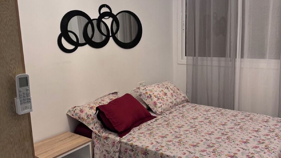 2-bedroom apartment in welcoming Oujda with AC, WiFi