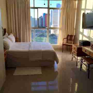 Luxurious 3 Bedroom Apartment With sea View/city Views Rooms