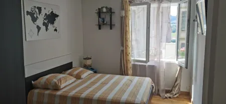 Appartement T2 au Calme Avec Belle vue sur la Vallée - La Fregate