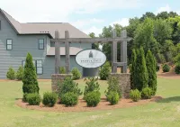 New Listing-Spacious 4-Br 3.5 Bath. the War Eagle House in the Heart of Auburn!