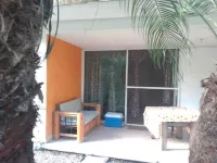 Near Sixflags and Convention Center -Private Room -2 beds -Terrace Các khách sạn ở Yautepec