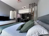 Deluxe apartment the Chestnut Hotels in Valbrembo