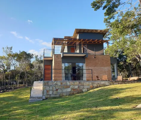 Casa Beija-flor in Vale do Capão, close to beautiful trails and waterfalls Hotels in Palmeiras