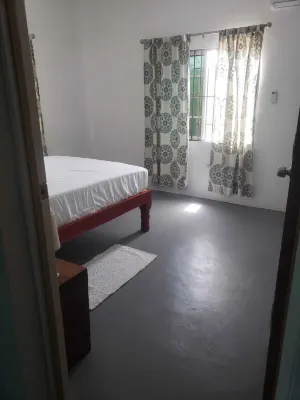 Dragonfly - House- Short walk to beach Hotels in Treasure Beach