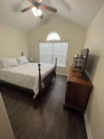 Home Sweet Home 3/2 Townhome Close to Downtown Thomasville