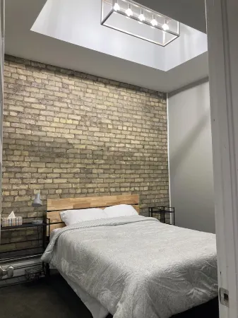 Historic Charm- 2 bedroom apartment, downtown Albert Lea