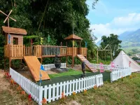 Luxcamp Selo - Merapi View by Horison Hotel di Kabupaten Boyolali