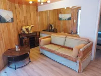 Le Cèpe Rénovation de Standing Située en Sortie de Village Vers Les Angles Hotels in Formigueres