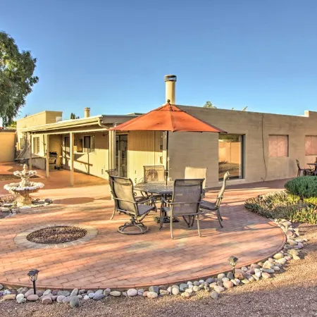 Hot Tub Mountain View Getaway in Tucson!