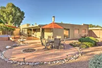 Hot Tub Mountain View Getaway in Tucson!