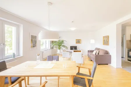 Apartment Premium - A room with a view Отели в г. Мюнхеберг