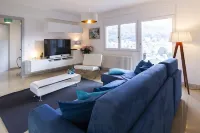 The Villa Design, Vista sul Lago di Lugano a Caslano Hotels in Caslano