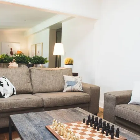 LUXURY IN THE HEART OF ORANGE. 1 MINUTE WALK TO BEST CAFES AND RESTAURANTS
