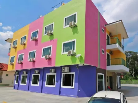 Hotel Alor Gajah Отели рядом с достопримечательностью «Tanjung Tuan Forest Recreation»