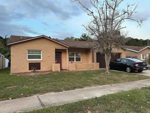 Charming 3-bedroom house in pleasant Port Richey with AC, WiFi