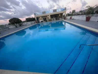 3 Bedroom Ocean Property Villa โรงแรมใน