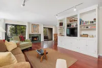 3-bedroom condo in marvelous Del Mar with fitness room