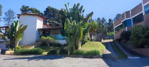 Salão de Festa Mais Acomodações em Chácara Dentro da Cidade