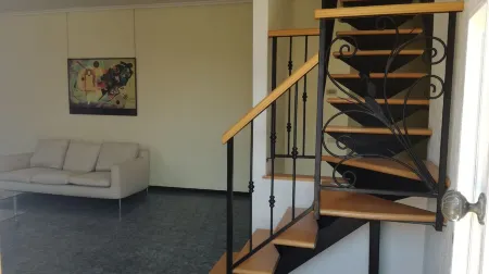 An oasis of peace in the city center with parking space