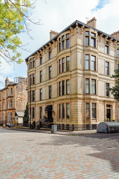The Alamo Guest House Hotels in Glasgow
