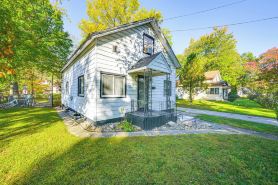 Niles Vacation Rental Near St Joseph River!