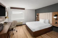 La Quinta Inn & Suites by Wyndham Springdale 스프링데일 공공도서관 주변 호텔