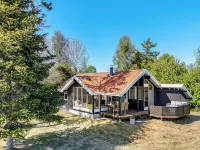 "Ama" - 250m from the sea