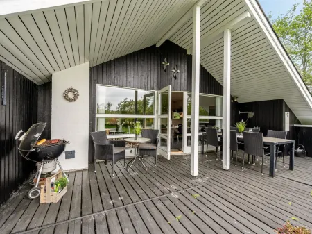 "Wenche" - 600m to the Fjord Отели в г. Hemmet