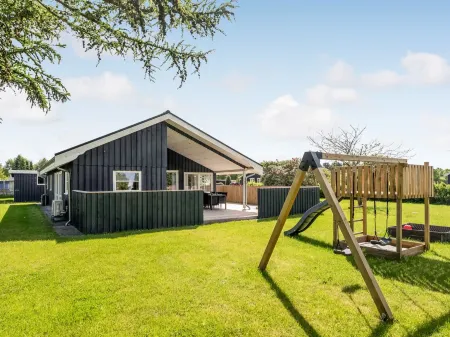 "Ebertine" - 740m to the Fjord