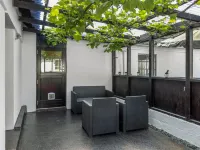 "Veronica" - 700m from the Sea