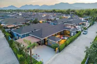 Hua Hin Pool Villa and Pool Table with 3 Bedrooms, 3 Bathrooms Near Cha-Am Beach Hotels in Khao Yai Subdistrict