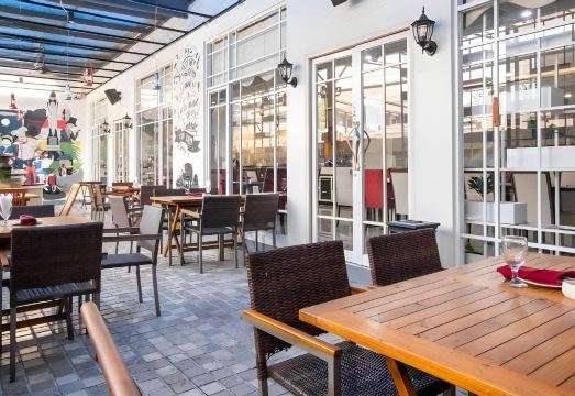 Grand Dafam Surabaya Hotel Overview