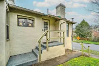 Johnson City Vacation Rental 1 Block to Etsu - 3-Star