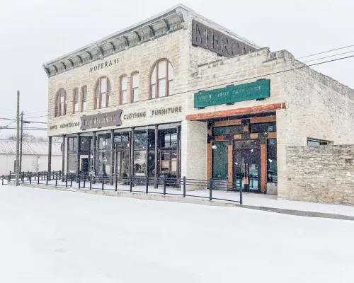 Remodeled historic cottage, 2-min walk to downtown. 哈密爾頓縣酒店