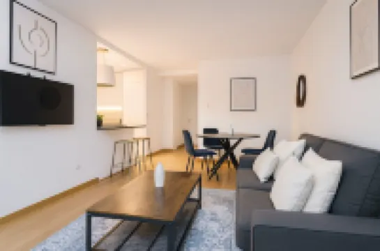 Spacieux 4 pièces à Issy-les-Moulineaux