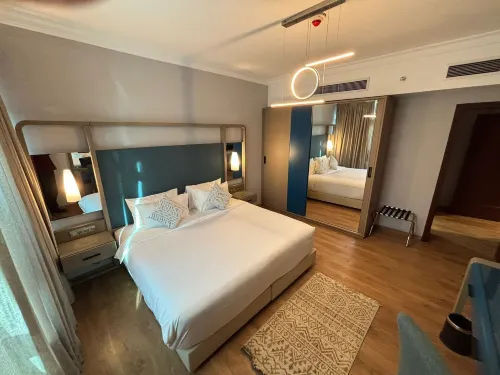 Nile Suites Plaza Hotel Apartments