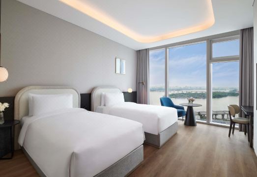 5. 호텔 나루 서울..