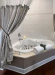 Victorian House Bed and Breakfast - Romantic