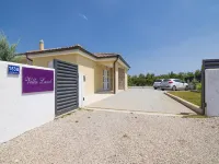 Spacious Rural Villa w/ pool - Villas