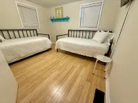 Lake Sinclair Cottage! Open Water Views, 2Br/1BA, Kayaks, Dock Access.Near Ramps Hotels in Putnam County