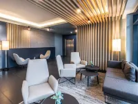 B&B HOTEL München-Olympiapark Các khách sạn gần Sân vận động Olympic