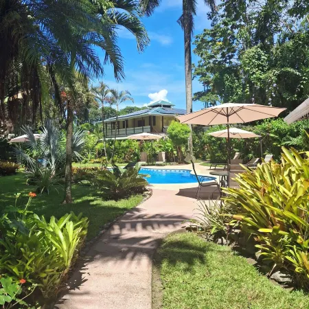 Playa Negra Guesthouse