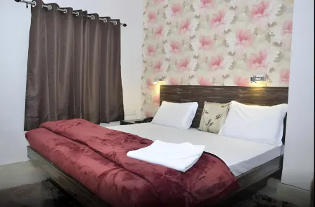 Kanha Inn Отели рядом со станцией Charbagh Railway Station