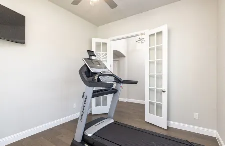 Brand New Luxury 2 Bedroom Home in Decatur, Texas!