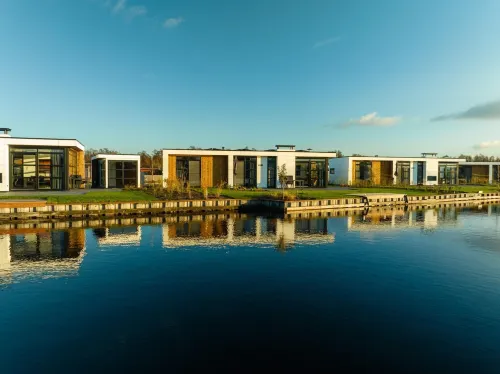 House with Three Bathrooms, on a Holiday Park Hotels in Loosdrecht