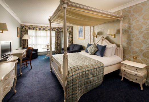 Mercure Bristol North The GrangeOver view