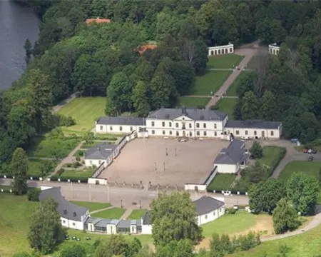 Gimo Herrgård Hotels in Gimo