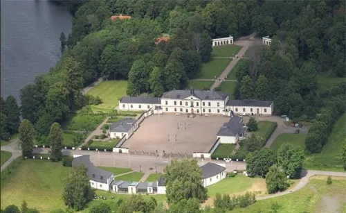 Gimo Herrgård Hotels in Gimo