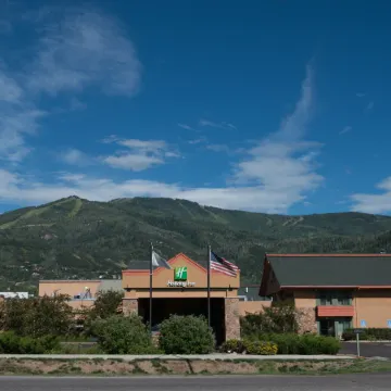 Holiday Inn STEAMBOAT SPRINGS by IHG